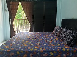 Capital O 92612 Penginapan D'alas Purwo & BeachNearPadang Savana Saden