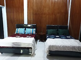 Capital O 92612 Penginapan D'alas Purwo & BeachNearPadang Savana Saden