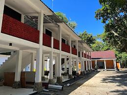 Capital O 92612 Penginapan D'alas Purwo & BeachNearPadang Savana Saden