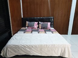 Capital O 92612 Penginapan D'alas Purwo & BeachNearPadang Savana Saden