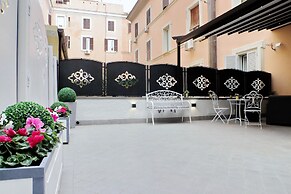 Roman Holiday Suites
