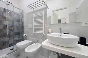 Roman Holiday Suites