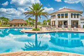 Brand New Corner Lot Pond View Vacation Home