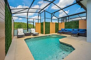 Brand New Corner Lot Pond View Vacation Home