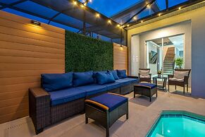 Brand New Corner Lot Pond View Vacation Home