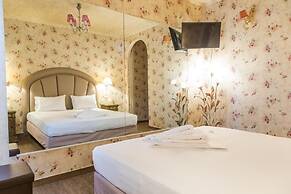 Ruby Rooms Kifisia  Adults Only