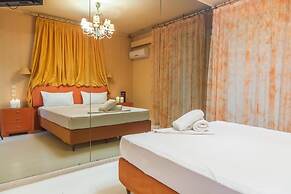 Ruby Rooms Kifisia  Adults Only