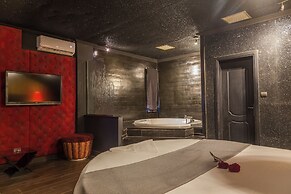 Ruby Rooms Kifisia  Adults Only