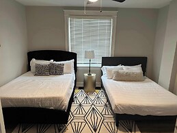 Luxe Spot Suites