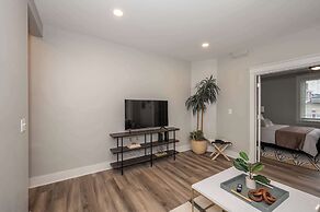 Luxe Spot Suites