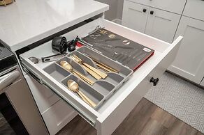 Luxe Spot Suites