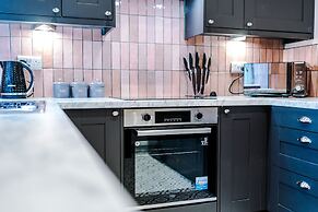 Newly Renovated home-Manchester