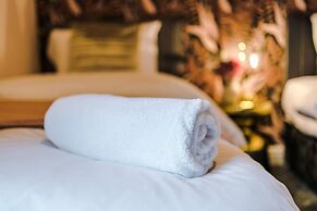 Newly Renovated home-Manchester