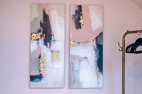 Newly Renovated home-Manchester