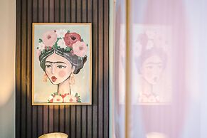 Newly Renovated home-Manchester