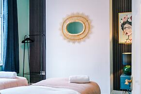 Newly Renovated home-Manchester