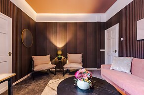 Newly Renovated home-Manchester