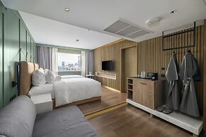 Maison Hotel Bangkok