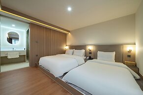 Hound Hotel Gimhae Samgye