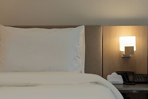 Hound Hotel Gimhae Samgye