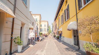 Old Town Alley - Italian Homing