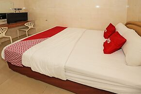 Super OYO 92672 Hotel Bsd