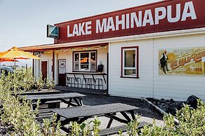 Lake Mahinapua Hotel