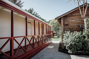 Lake Mahinapua Hotel