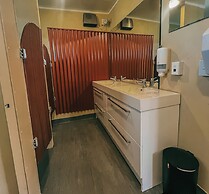 Lake Mahinapua Hotel