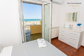 Palm Beach House - Sea and Beach View