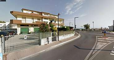 Palm Beach House - Sea and Beach View