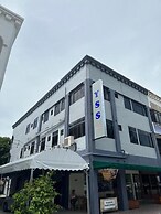 OYO 90876 Yss Homestead