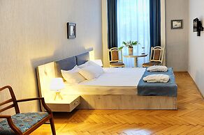HB apartments Mari Brose