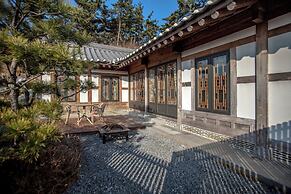 Hotelarrive taean tiann hanokbeachresort