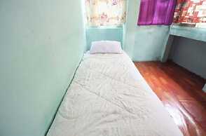 SPOT ON 92715 Joyoakis 2 Homestay SyariahNearMall Nagoya Hill