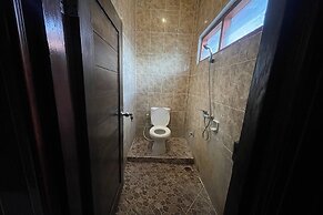 OYO 4003 Ceria Guesthouse SeminyakNearSeminyak Beach