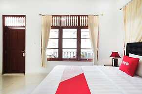 OYO 4003 Ceria Guesthouse SeminyakNearSeminyak Beach