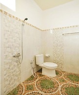 OYO 4003 Ceria Guesthouse SeminyakNearSeminyak Beach