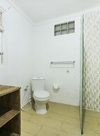 OYO 4003 Ceria Guesthouse SeminyakNearSeminyak Beach