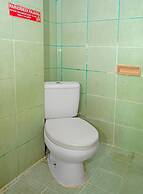 OYO 92677 Hotel Bintaro