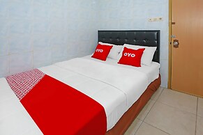 OYO 92677 Hotel Bintaro