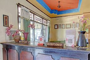 OYO 92849 Hotel Dienda Hayu Near Alun Alun Tastura