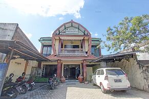 OYO 92849 Hotel Dienda Hayu Near Alun Alun Tastura