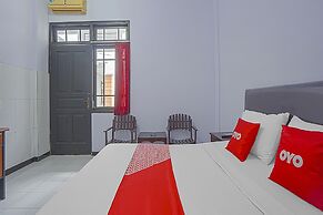 OYO Life 90589 Palem Garden Hotel