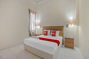 OYO Life 90589 Palem Garden Hotel