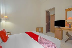 OYO Life 90589 Palem Garden Hotel