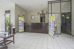 OYO Life 90589 Palem Garden Hotel
