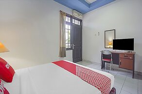 OYO Life 90589 Palem Garden Hotel