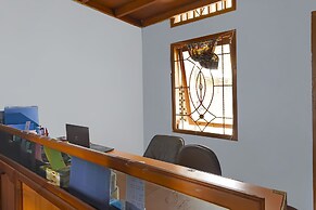 OYO 92893 Santana Residence Syariah