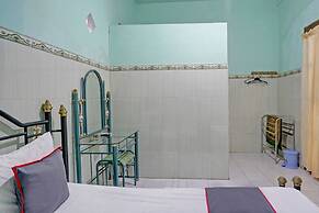 Collection O 92897 Hotel Intan Near Kantor Syahbandar Bawean